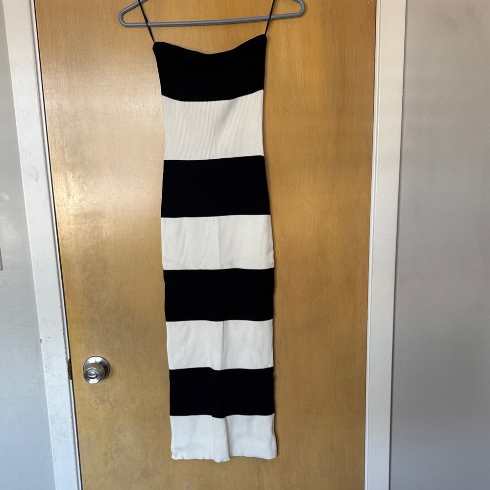 H&M Black and White Strapless Maxi Knit Dress